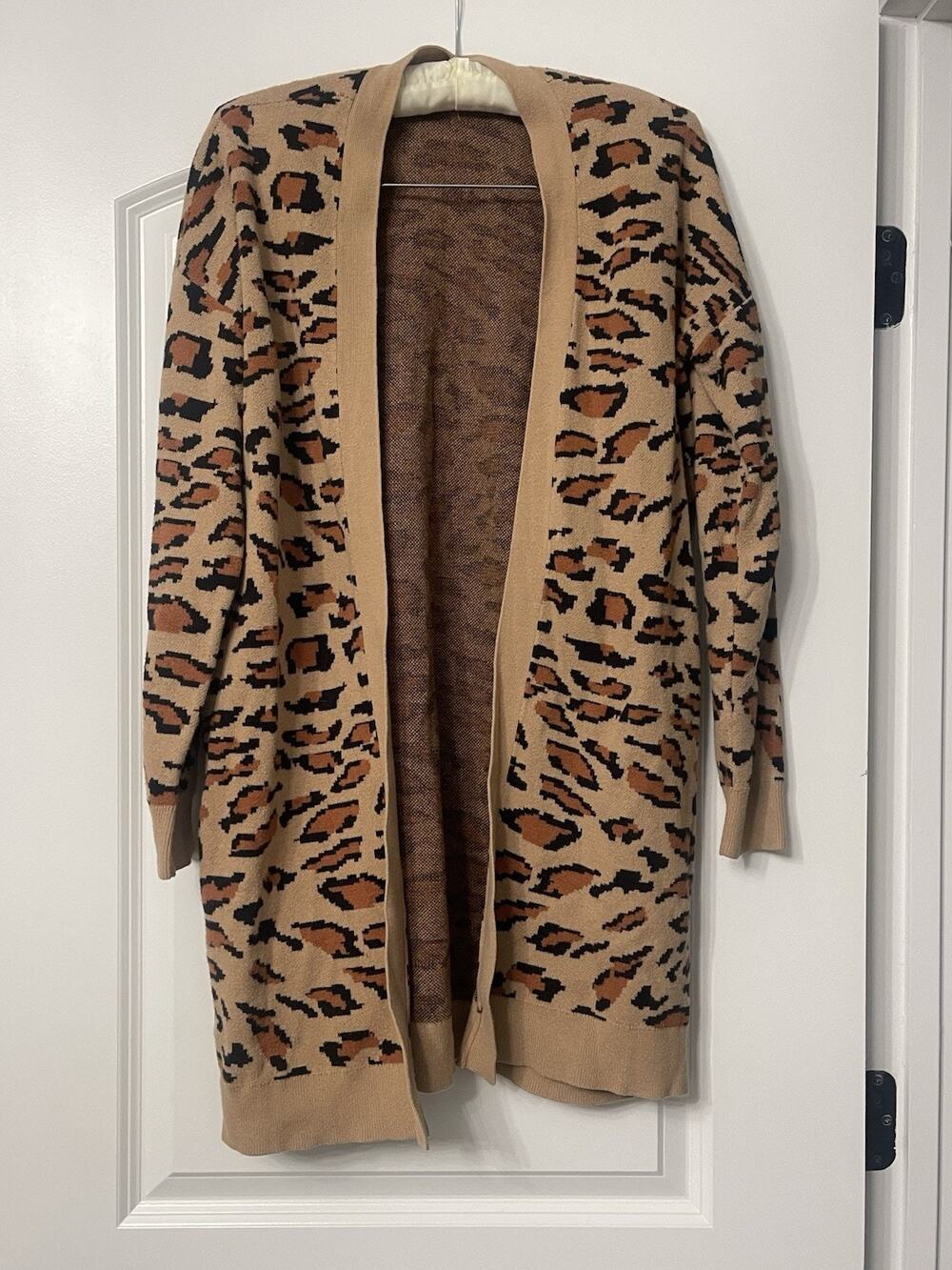 Splendid Animal Print Black Tan Open Front Long Sleeve Long Line Sweater Medium